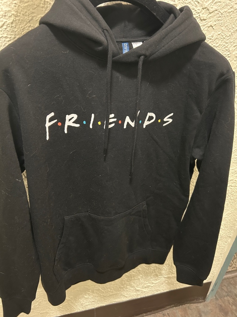 H&M Men’s DIVIDED BLUE Dept Black Long Sleeve FRIENDS Hoodie Size Medium NEW TAG